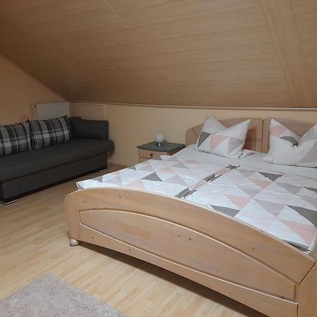 Appartamento Haus Rossner Nemmersdorf Esterno foto